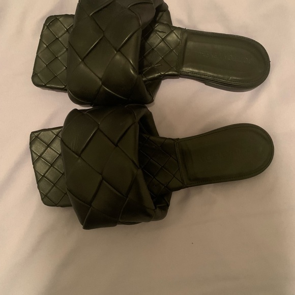 Bottega Veneta Sandals - Picture 4 of 7